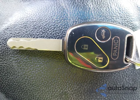 2009 Honda Accord 2.4 Ex-L z USA, uszkodzony, nr VIN 1HGCS12889A010753